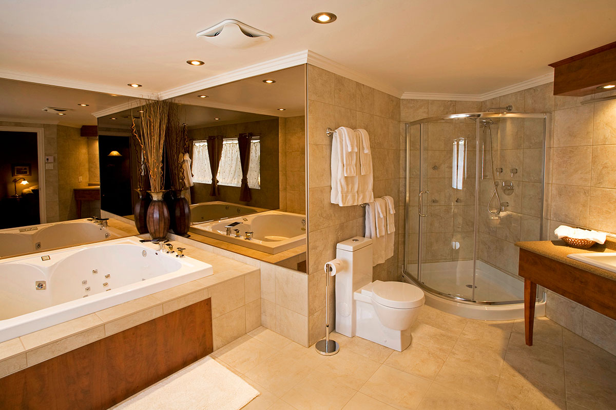 Honeymoon Suite - Quality Inn Matane